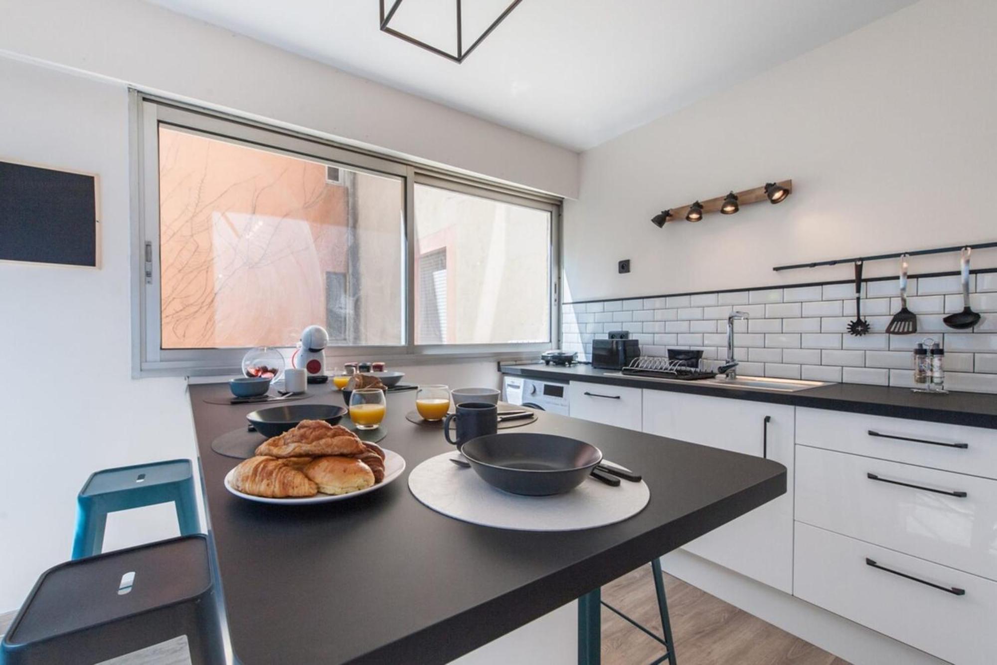 Cosy La Baie Des Anges - Plage La Ciotat - Classe 3 Etoiles Apartment Bagian luar foto